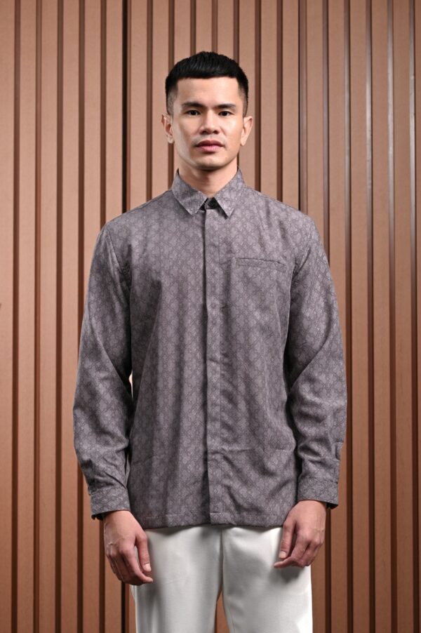 Awenasa Pointed Collar Long Sleeve Shirt - Gambar 3